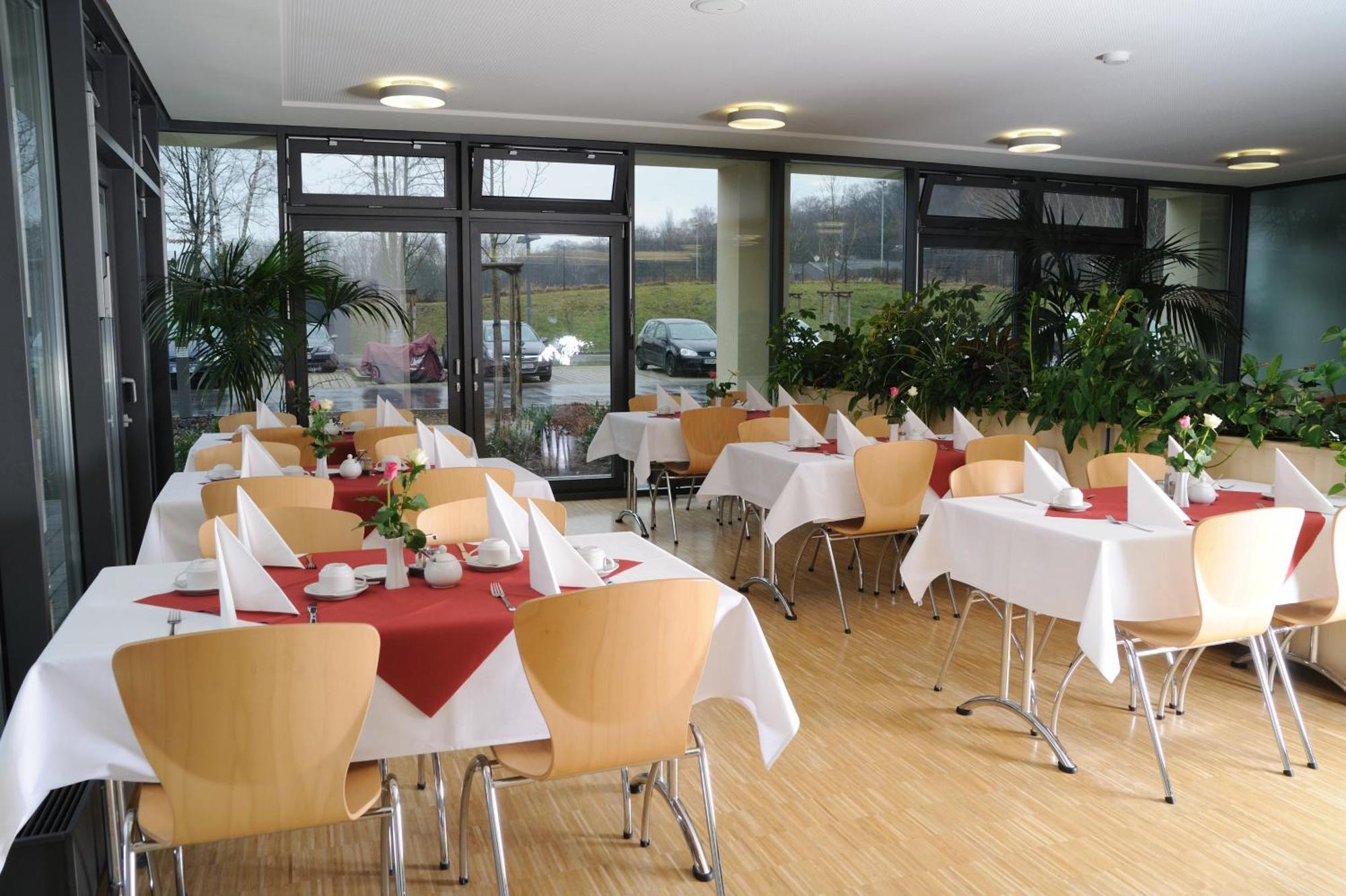 Sporthotel Borussia Duesseldorf Exterior photo